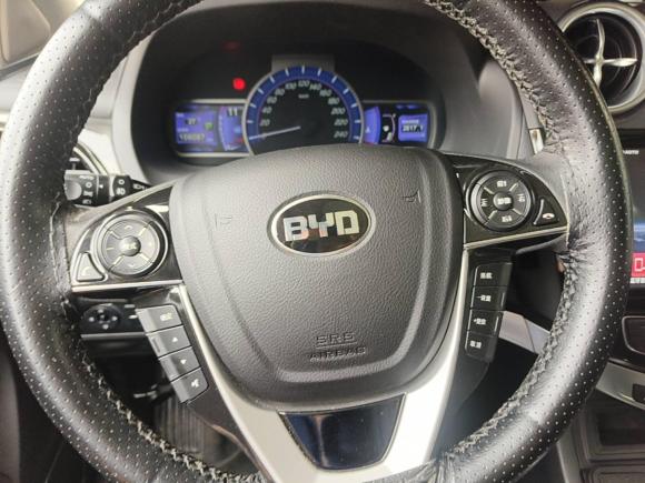 [苏州·苏E] 二手比亚迪比亚迪S72017款 2.0T 自动尊贵型