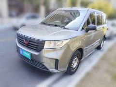 [南京·苏A] 五菱汽车五菱宏光PLUS2020款 1.5L 手动标准型 7座