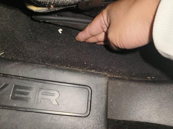 [苏州·苏E] 二手路虎揽胜极光2014款 2.0T 5门耀享版