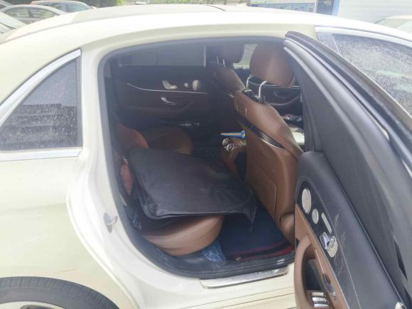 [南京·苏A] 二手奔驰奔驰E级2019款 改款 E 300 L 运动豪华型