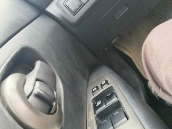 [上海·沪A] 二手日产骊威2010款 劲锐版 1.6L 自动标准型