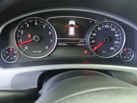 [苏州·苏E] 二手大众途锐2011款 3.0TSI 标配型