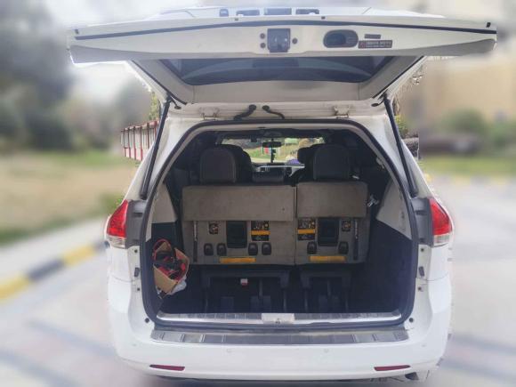 [南通·苏F] 二手丰田SIENNA2011款 2.7L 两驱自动型