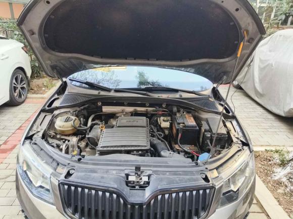 [武汉·鄂A] 二手斯柯达明锐2017款 1.6L 自动智行版