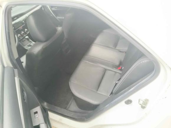 [上海·沪B] 二手丰田卡罗拉2014款 1.6L CVT GL-i真皮版