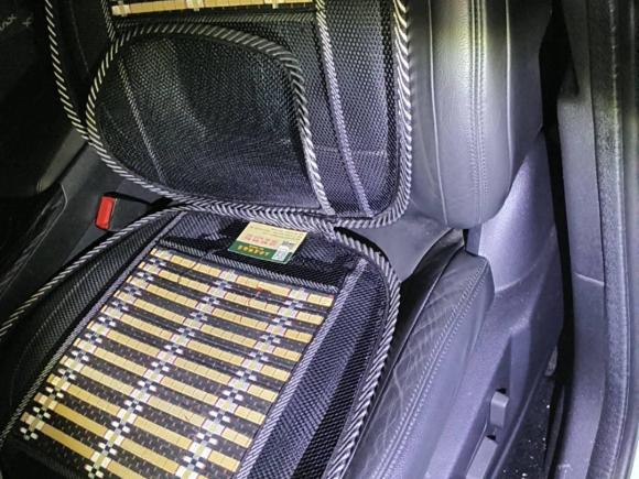 [成都·川A] 二手标致标致30082015款 2.0L 自动潮流版