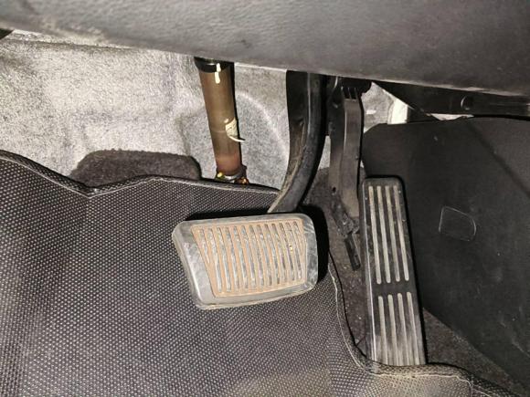 [深圳·粤B] 二手起亚起亚K32013款 1.6L 自动DLX