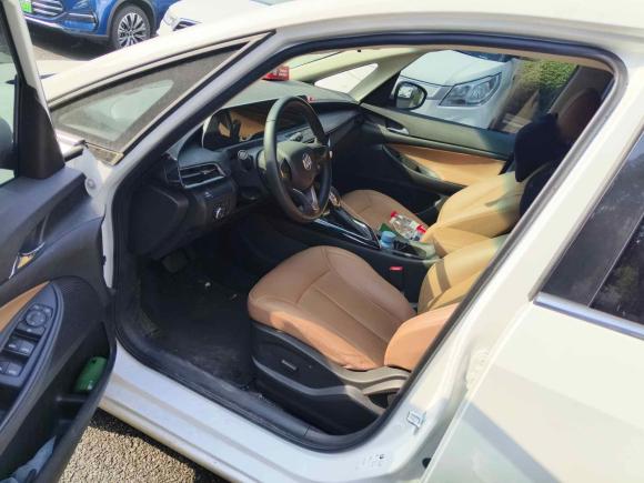 [上海·沪C] 二手别克别克GL62021款 323T 轻混动互联豪华型