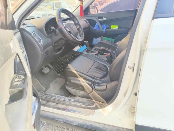 [西安·陕A] 二手现代北京现代ix252015款 1.6L 自动两驱智能型GLS