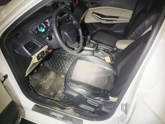[宁波·黑C] 二手福特福睿斯2017款 1.5L 手动舒适型
