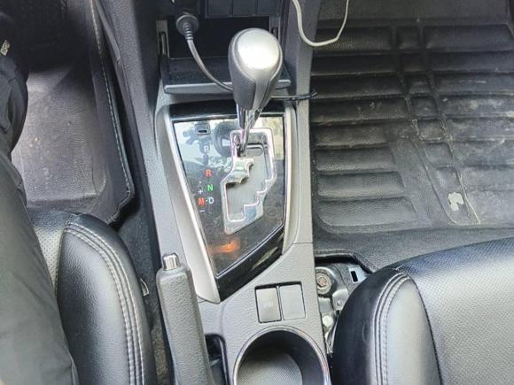 [上海·苏B] 二手丰田卡罗拉2014款 1.6L CVT GL