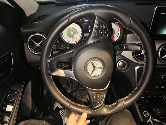 [无锡·皖C] 二手奔驰奔驰GLA2016款 GLA 200 动感型