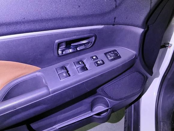 [上海·皖A] 二手三菱劲炫ASX2015款 2.0L CVT丝绸之路纪念版