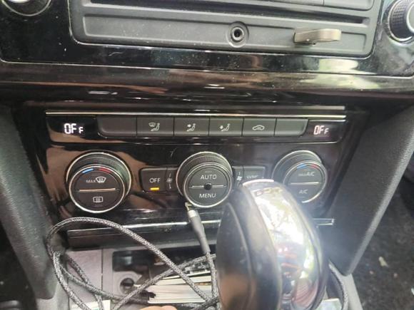 [嘉兴·浙F] 二手大众凌渡2015款 330TSI DSG舒适版