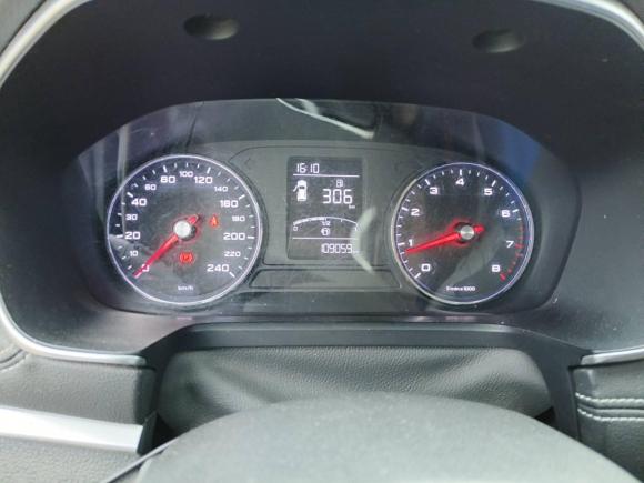 [南京·苏A] 二手荣威荣威RX52016款 20T 两驱手动旗舰版