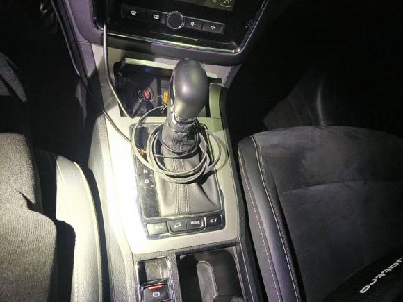 [上海·沪A] 二手荣威荣威RX5新能源2017款 eRX5 50T 混动互联尊荣旗舰版