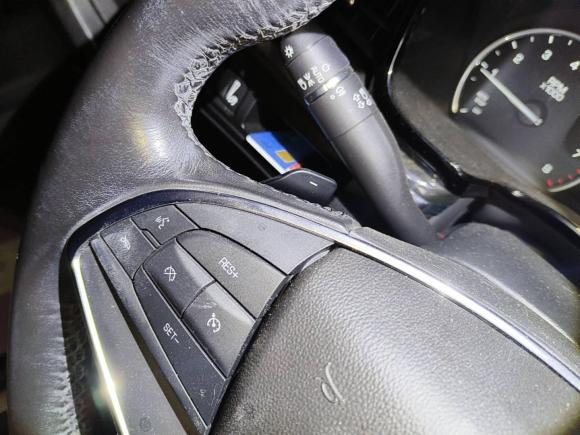 [武汉·鄂E] 二手凯迪拉克凯迪拉克XT52018款 28T 四驱豪华型