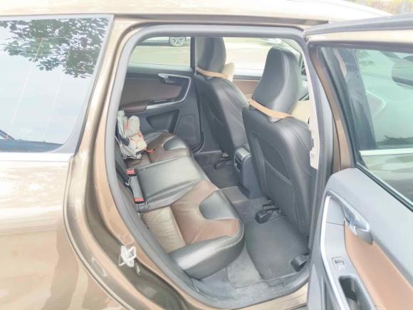 [广州·粤A] 二手沃尔沃沃尔沃XC602016款 T5  智远版