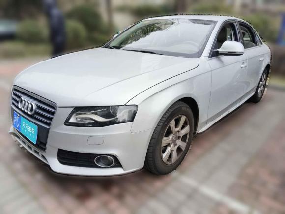 奥迪奥迪A4L2011款 2.0 TFSI 舒适型「上海二手车」「天天拍车」