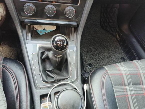 [宁波·浙B] 二手大众高尔夫2017款 230TSI 手动舒适百万辆纪念版