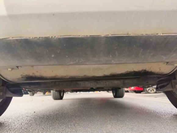 [南京·苏A] 二手奔腾奔腾X402017款 1.6L 自动豪华型