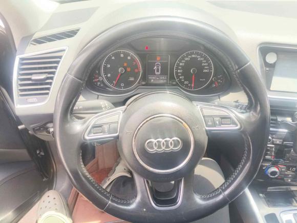 [广州·粤A] 二手奥迪奥迪Q52016款 40 TFSI 技术型