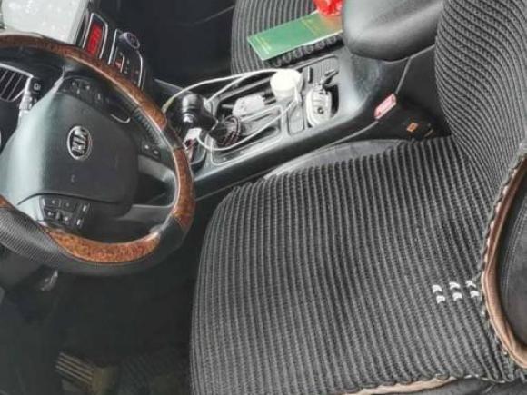 [芜湖·粤S] 二手起亚索兰托2013款 2.2T 7座柴油豪华版