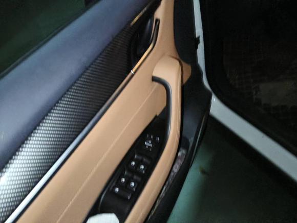 [成都·川A] 二手中华中华V72018款 280T DCT尊贵型 5座