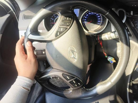 [芜湖·皖B] 二手现代朗动2012款 1.6L 自动尊贵型