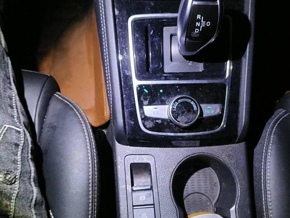 [上海·沪A] 二手比亚迪宋新能源2019款 宋DM 1.5TID 智联锐动型