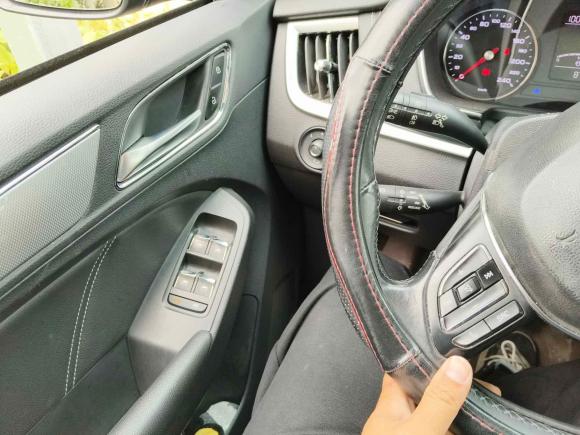 [南通·苏E] 二手荣威荣威RX52019款 20T 两驱手动4G互联铂金版