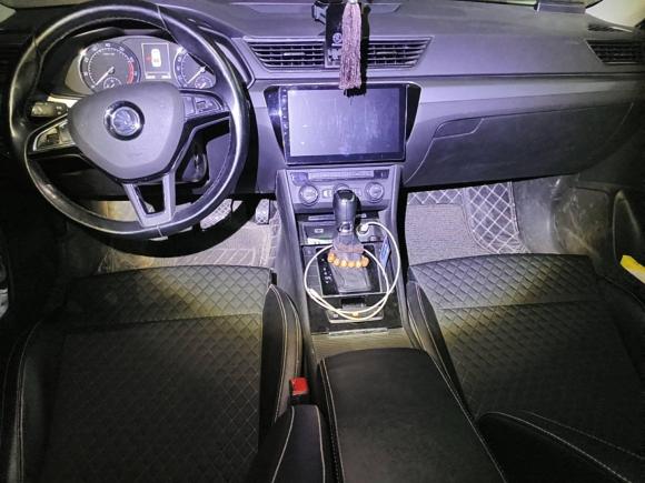 [济南·鲁A] 二手斯柯达速派2016款 TSI330 DSG创行版