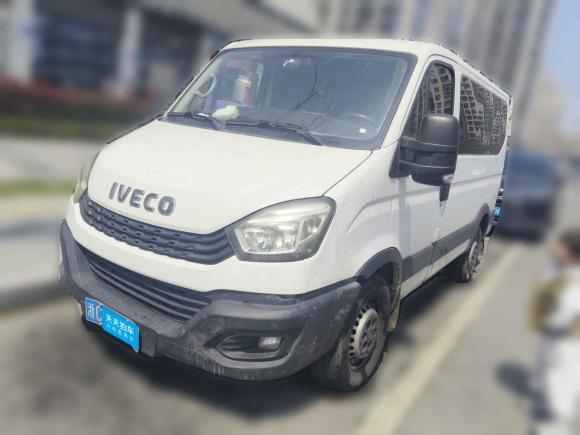 依维柯依维柯欧胜2021款 2.0T 手动超瑞短轴低顶侧拉门F1A「上海二手车」「天天拍车」