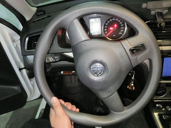 [芜湖·皖B] 二手大众朗逸2013款 改款经典 1.6L 自动舒适版