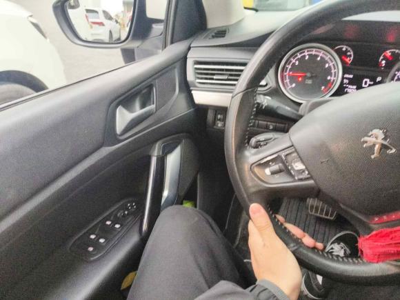 [杭州·浙A] 二手标致标致4082015款 1.2T 自动豪华版