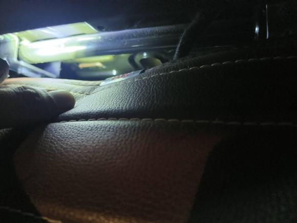 [深圳·粤L] 二手路虎揽胜极光2014款 2.0T 5门耀动版