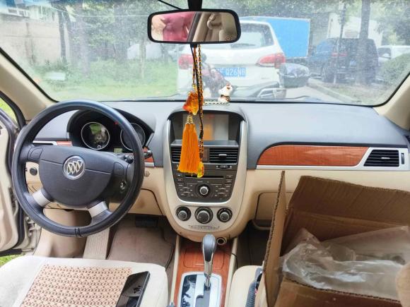 [上海·皖P] 二手别克凯越2013款 1.5L 自动经典型