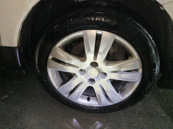 [武汉·鄂A] 二手标致标致30082016款 1.6THP 自动经典版