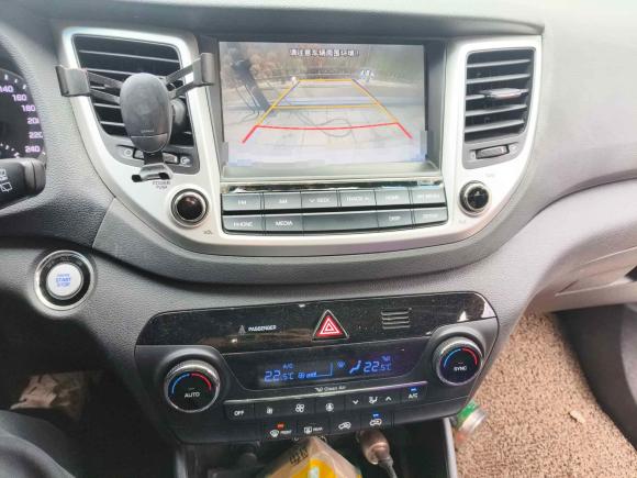 [杭州·浙A] 二手现代途胜2015款 1.6T 双离合两驱智能型