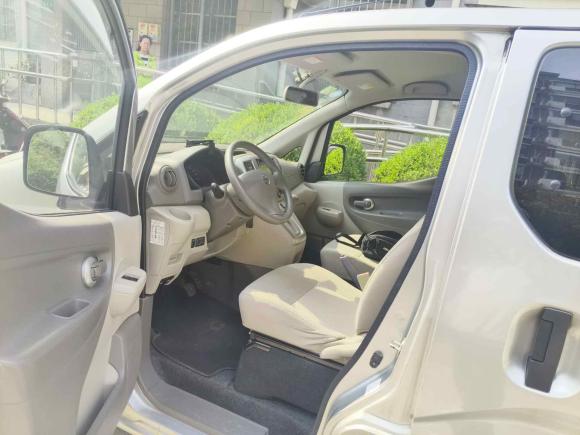 [上海·沪M] 二手日产日产NV2002016款 1.6L CVT豪华型