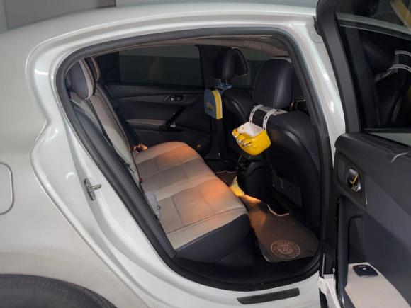 [上海·沪A] 二手标致标致5082013款 2.3L 罗兰·加洛斯版