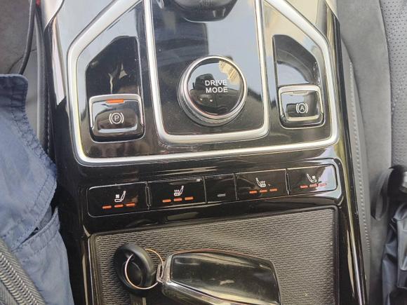 [上海·沪C] 二手红旗红旗HS52022款 改款 2.0T 智联旗享版