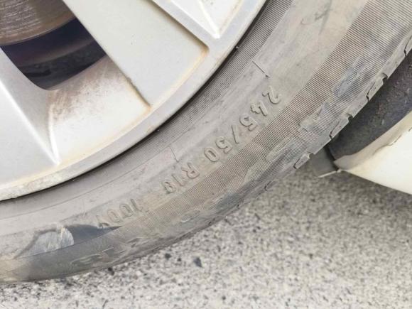 [南昌·赣A] 二手宝马宝马5系GT2015款 528i 领先型