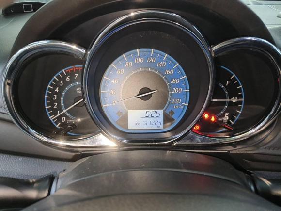 [无锡·苏B] 二手丰田YARiS L 致炫2014款 1.3E 手动魅动版