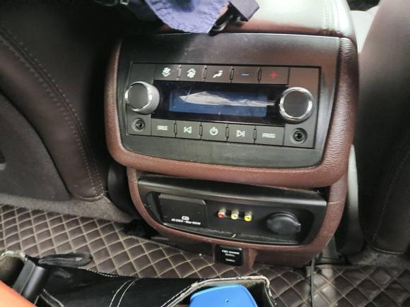 [深圳·粤B] 二手别克昂科雷2014款 3.6L 四驱智享旗舰型