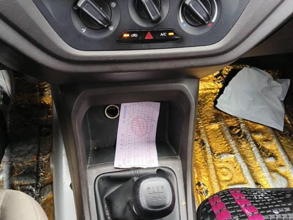 [无锡·鲁N] 二手五菱汽车五菱宏光V2022款 1.5L劲取版封窗车电动助力LAR