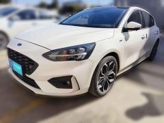 [青岛·苏J]福特  福克斯  2021款 两厢 EcoBoost 180 自动ST Line
