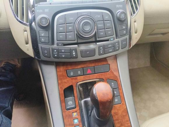 [南通·苏F] 二手别克君越2012款 2.4L SIDI豪华版