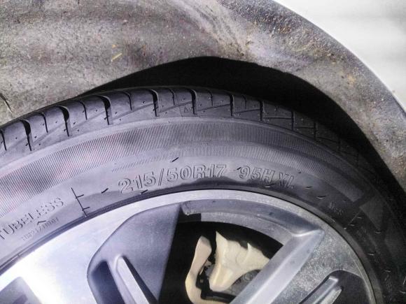 [宁波·浙B] 二手北京汽车北京EU52018款 R500 智风版