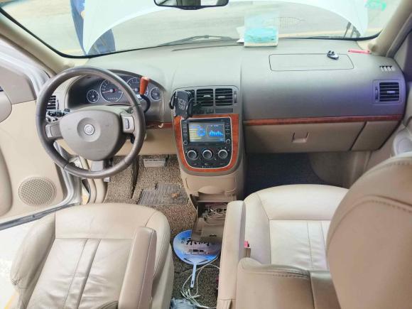 [济南·鲁A] 二手别克别克GL82011款 2.4L LT行政版